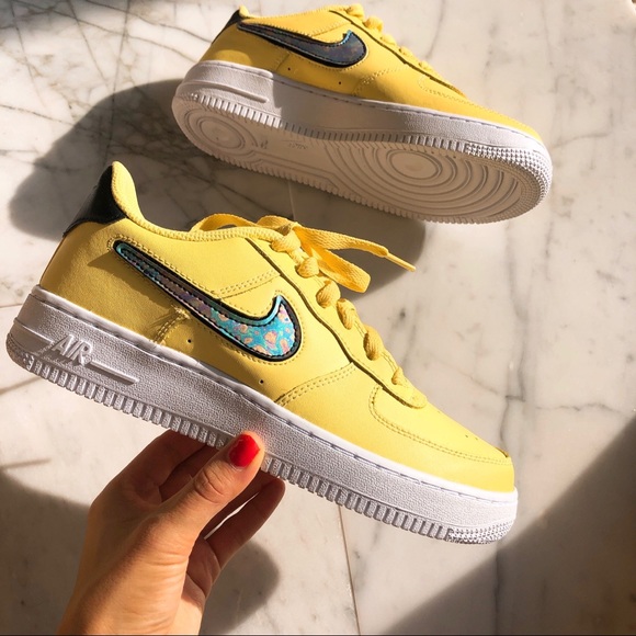 Air force 1 LV8 - Picture 6 of 7